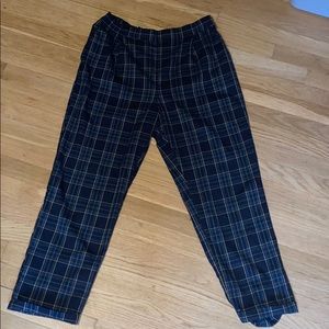 Stripped capri pants